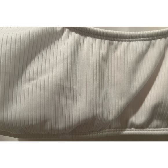 White Ribbed Bikini Top - Size L - NWT - Picture 2 of 7